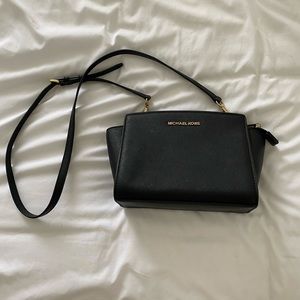 Michael Kors Small Selma cross body
